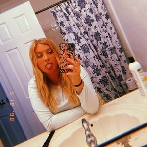 Meet your Posher, Libby